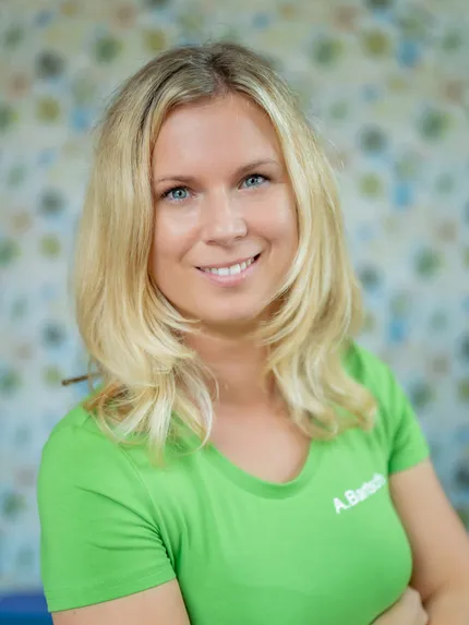 Porträt von Astrid Bartsch, Ergotherapeutin und Praxisinhaberin